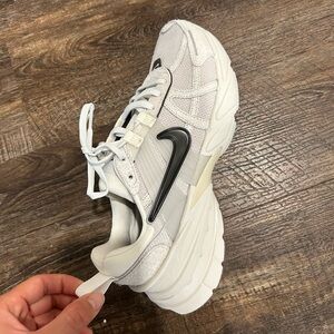 Nike V2K running shoes. Brand new